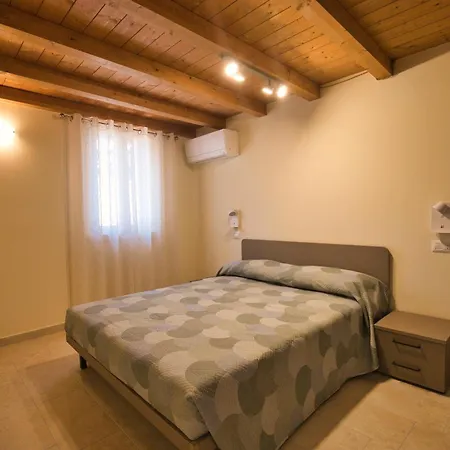 Ca Dei Sarti Apartmán Pacengo Di Lazise